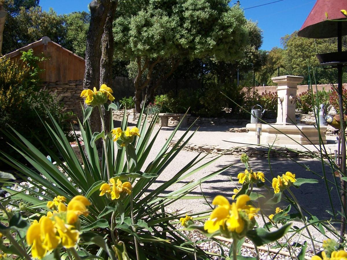 Ferienwohnung Les Florides LʼIsle-sur-la-Sorgue Exterior foto