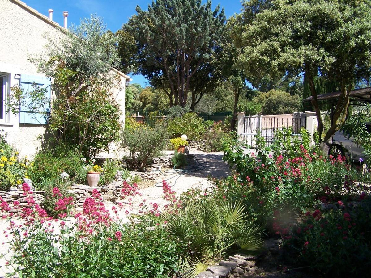 Ferienwohnung Les Florides LʼIsle-sur-la-Sorgue Exterior foto